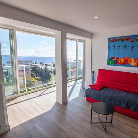 Tres Beau T2 Climatise Refait A Neuf, Vue Mer Panoramique Exceptionnelle A 120M A Pied De La Plage La Ciotat Bagian luar foto